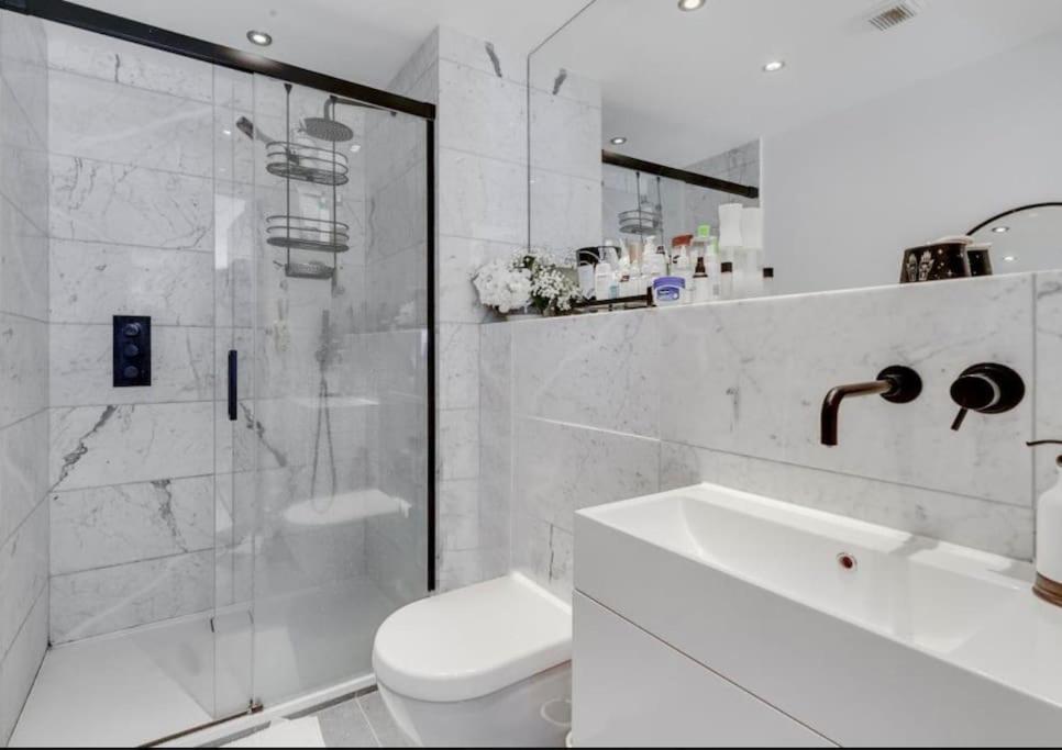 Chelsea Harbour Apartment London Exterior foto